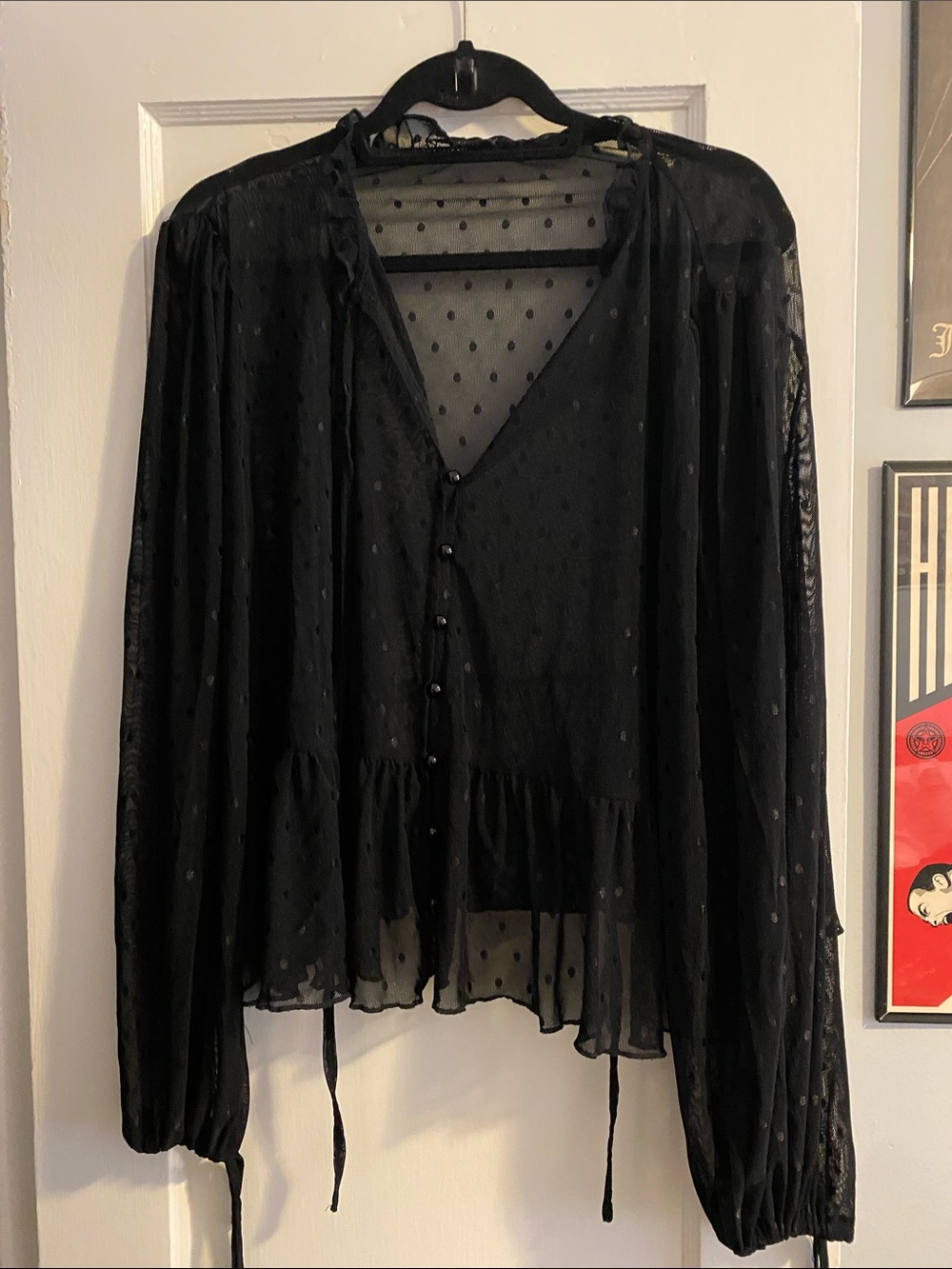 Sheer oversized dot top - Picture 3 of 3